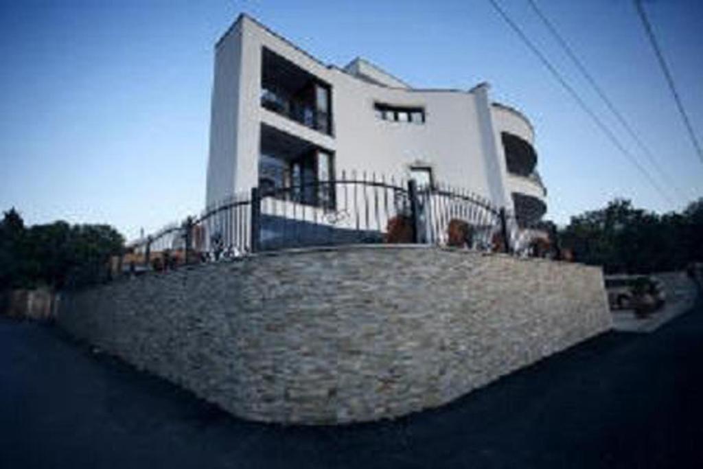 Villa M - 2