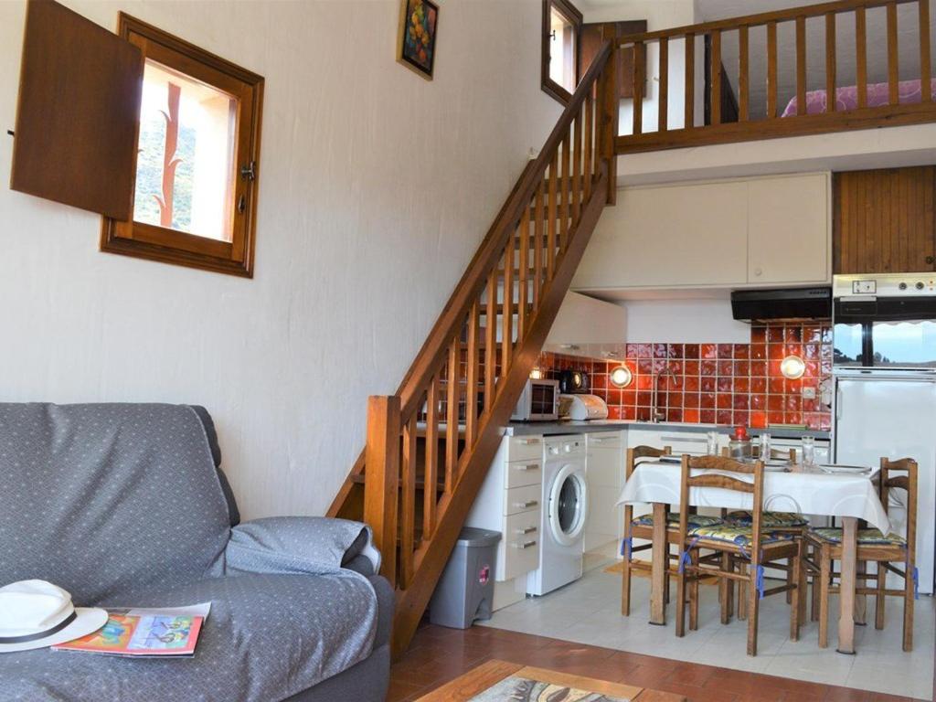 Appartement 2 pièces avec mezzanine et parking, proche plage - Le Lavandou - FR-1-251-205 - 3