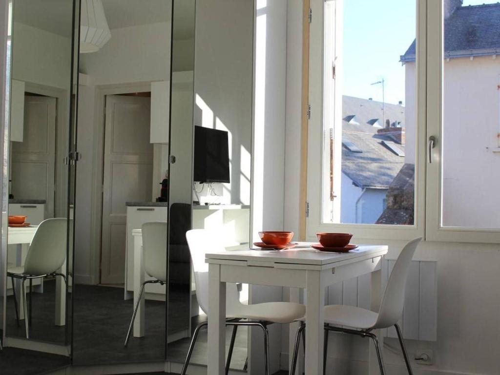 Charmant Studio Rénové, Idéalement Situé à La Baule, Proche Plage et Commodités - FR-1-245-86 - 2