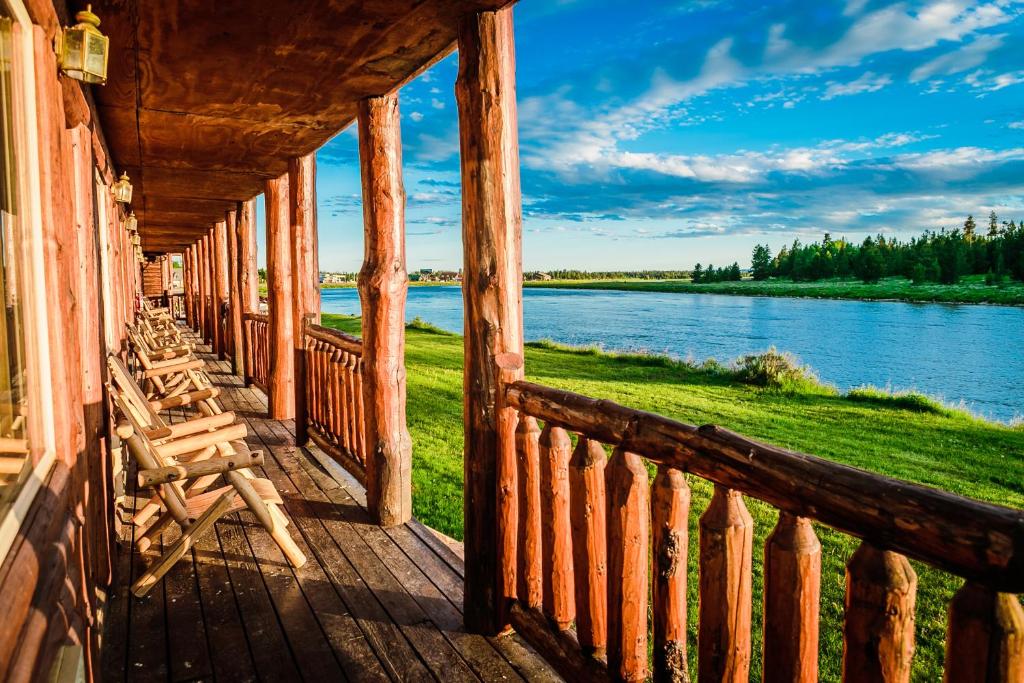 Angler's Lodge