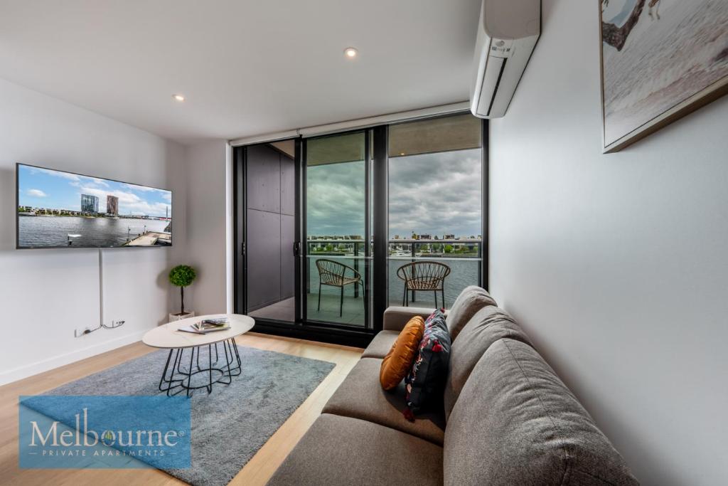 Melbourne Private Apartments Collins Wharf Waterfront Docklands photo