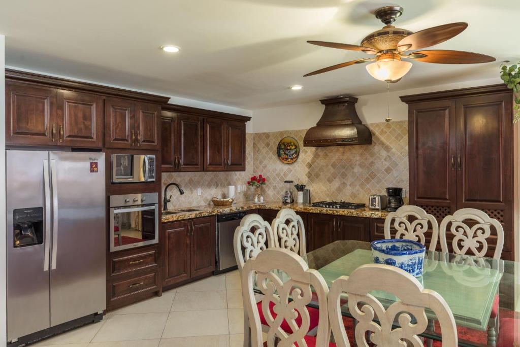 Villas At Hacienda Encantada - 4