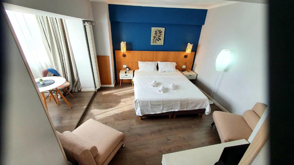 Apartament, Ultracentral, Piata Victoriei photo