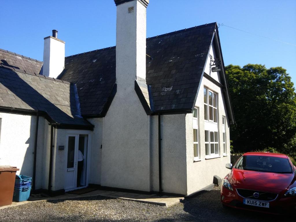 The Old School, Caeathro photo 8