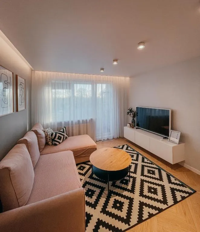Vytautas Park Apartment with FREE Parking, מלון במריאמפולה