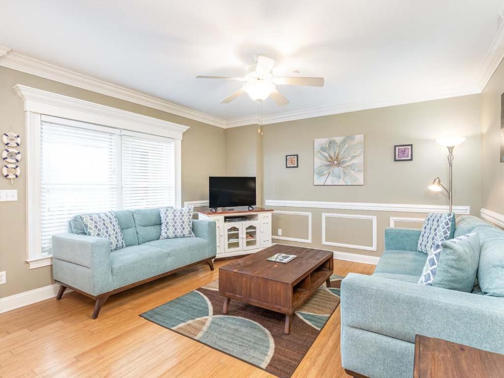 Silver Seas 301, Tybee Island