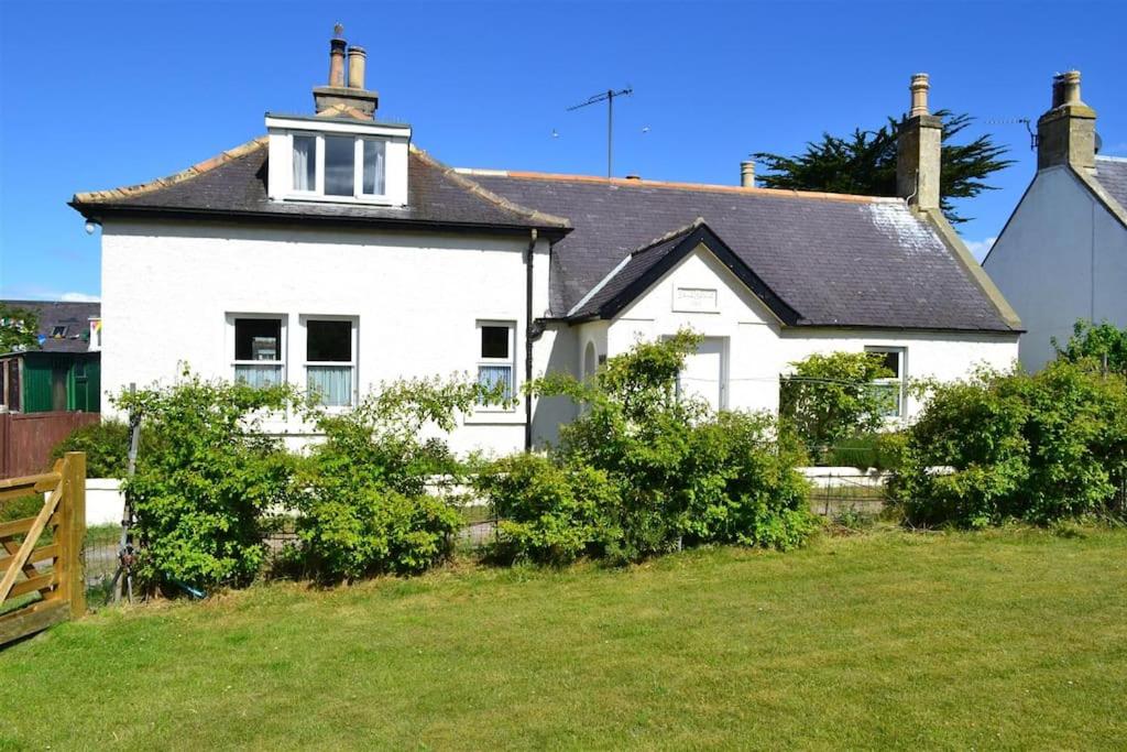 Braemoray-4 bedroom house in the heart of Findhorn