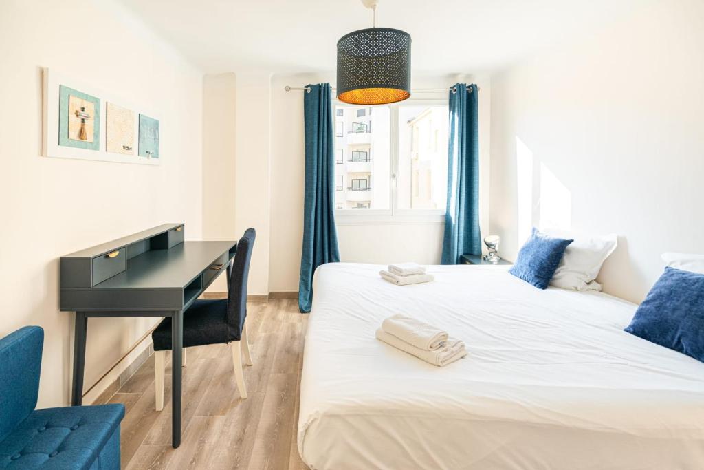 Cannes premium 3 BR 2 bath fully renovated heart of town by Olam Properties - 5