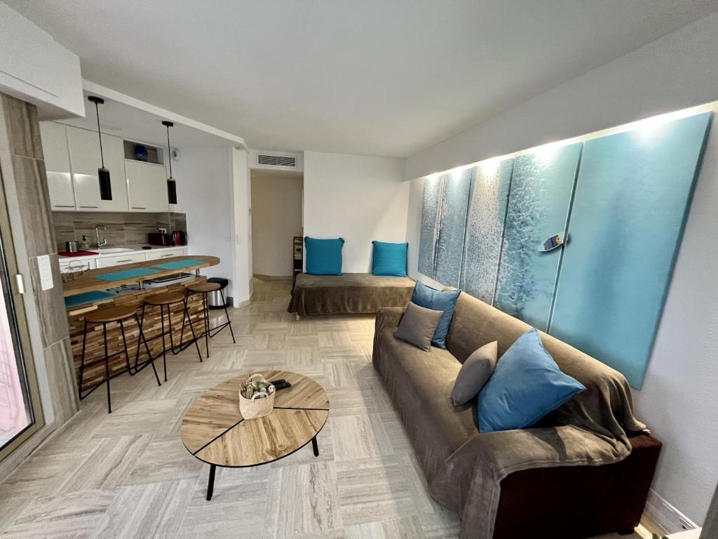 Studio moderne - Port de Mandelieu - Proche Mer - 4