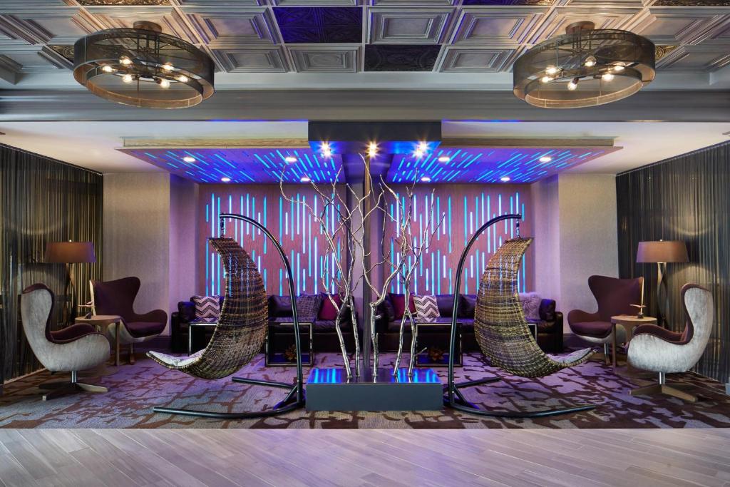 Rochester Airport Marriott photo
