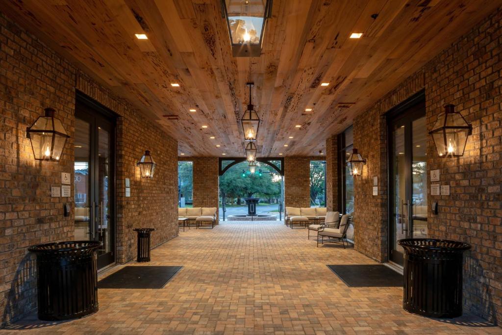 Courtyard by Marriott Thomasville Downtown photo