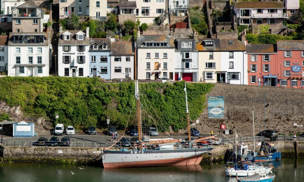 Harbour View — Hotel in Brixham