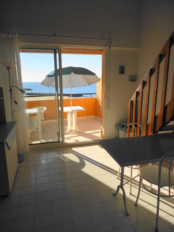 SAVANNA BEACH I Joli T3 mezzanine vue mer piscine Cap d'Agde - 2