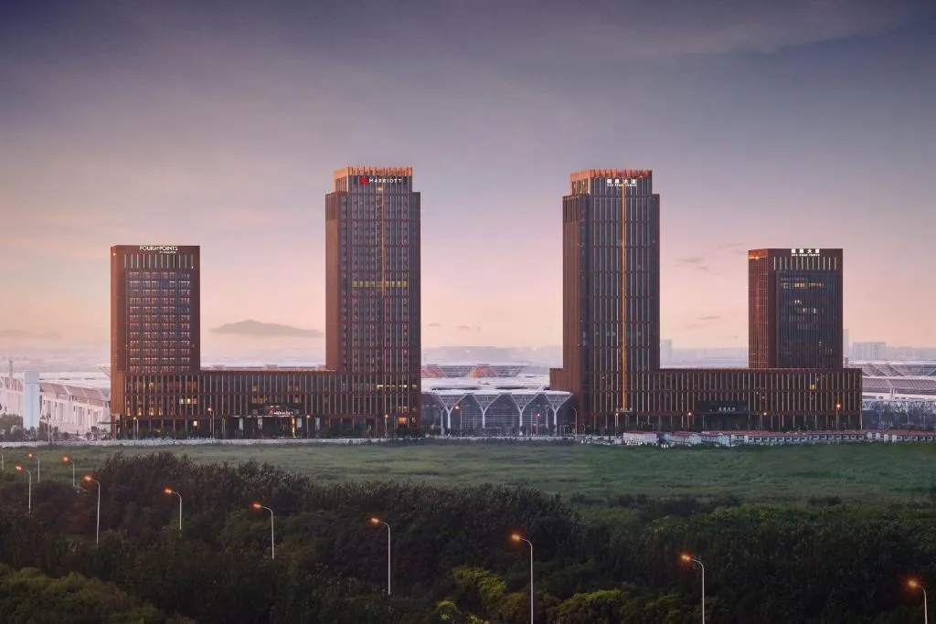 Tianjin Marriott Hotel National Convention and Exhibition Center, hotel in Tianjin