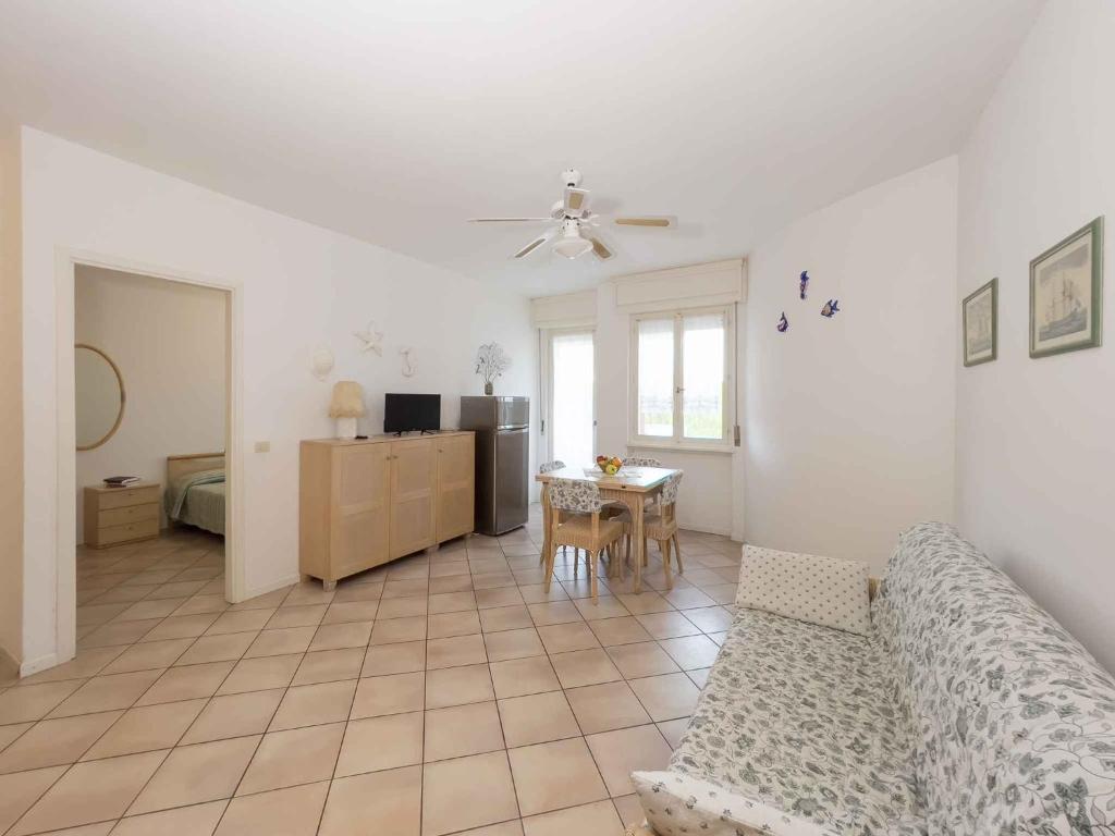 Apartments in Lignano Sabbiadoro 21784 - 2