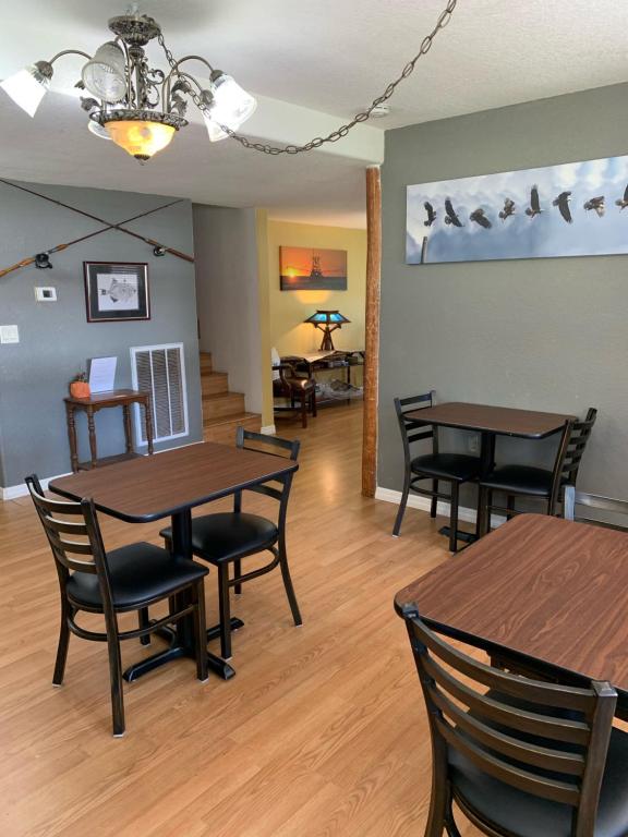 Nature Coast Inn & Cottages photo