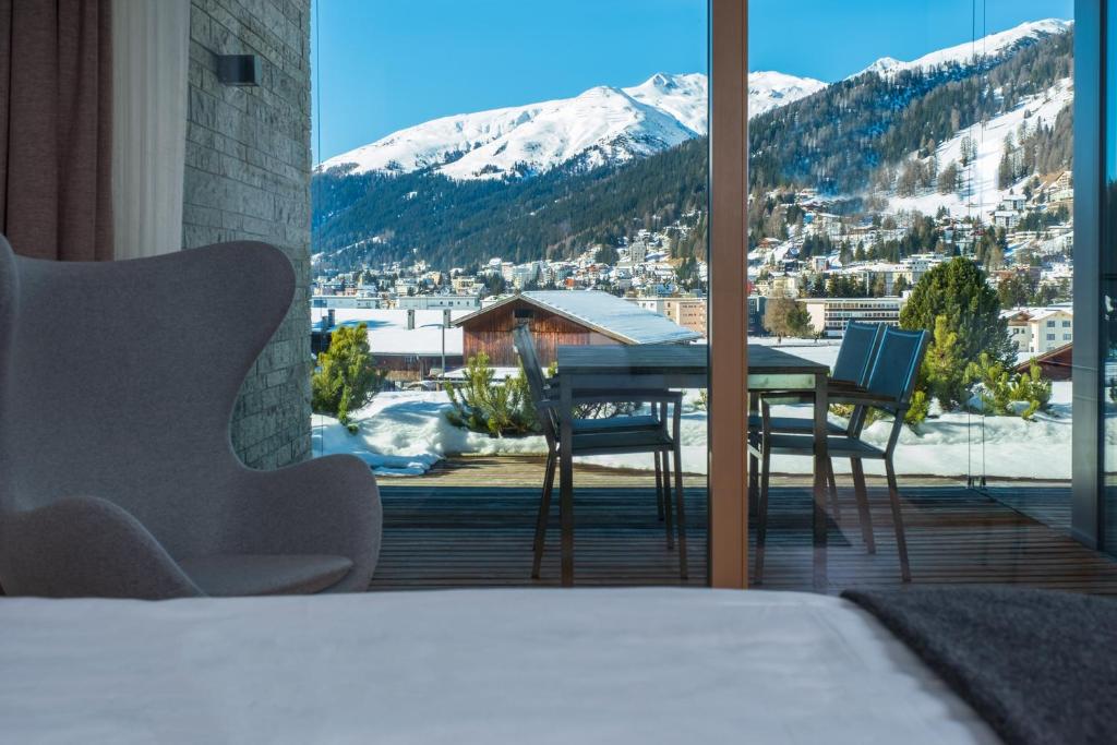 Luxury Davos Apartment for 4 - Panorama Terrace & 5 Star Hotel Spa - 3