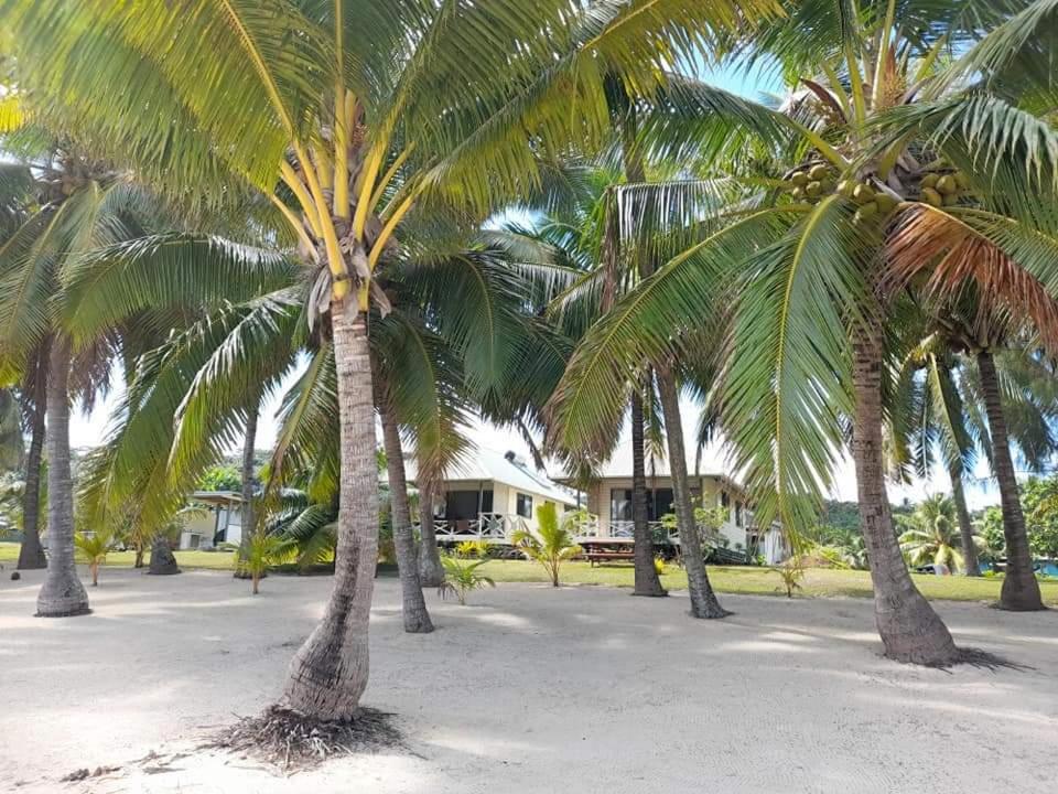 Paparei Beachfront Bungalows, Aitutaki photo