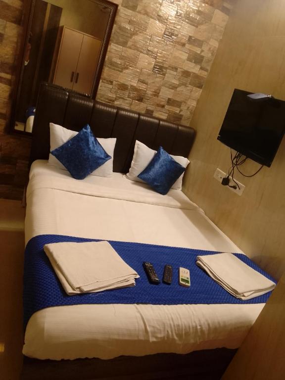 HOTEL OLIVER photo
