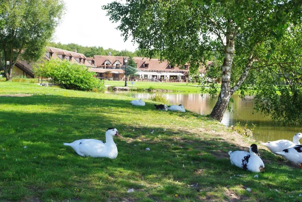 L'Orée des Chênes, The Originals Relais，位于圣欧班堡的酒店
