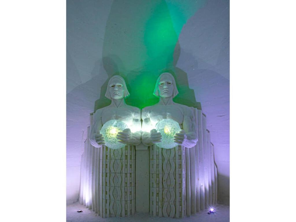 Lapland Hotels SnowVillage — Hotel in Vesikkovaara