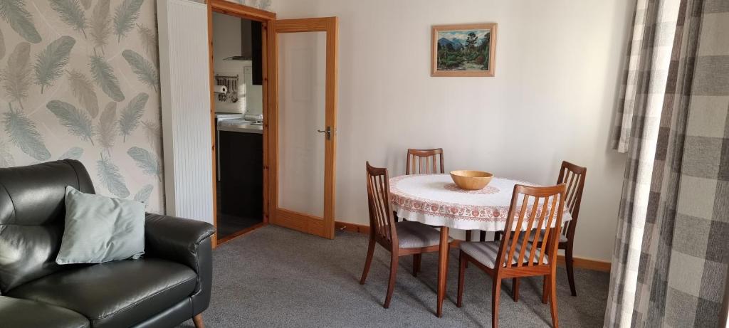 The Shelter Stone Cottage, Aviemore photo 3