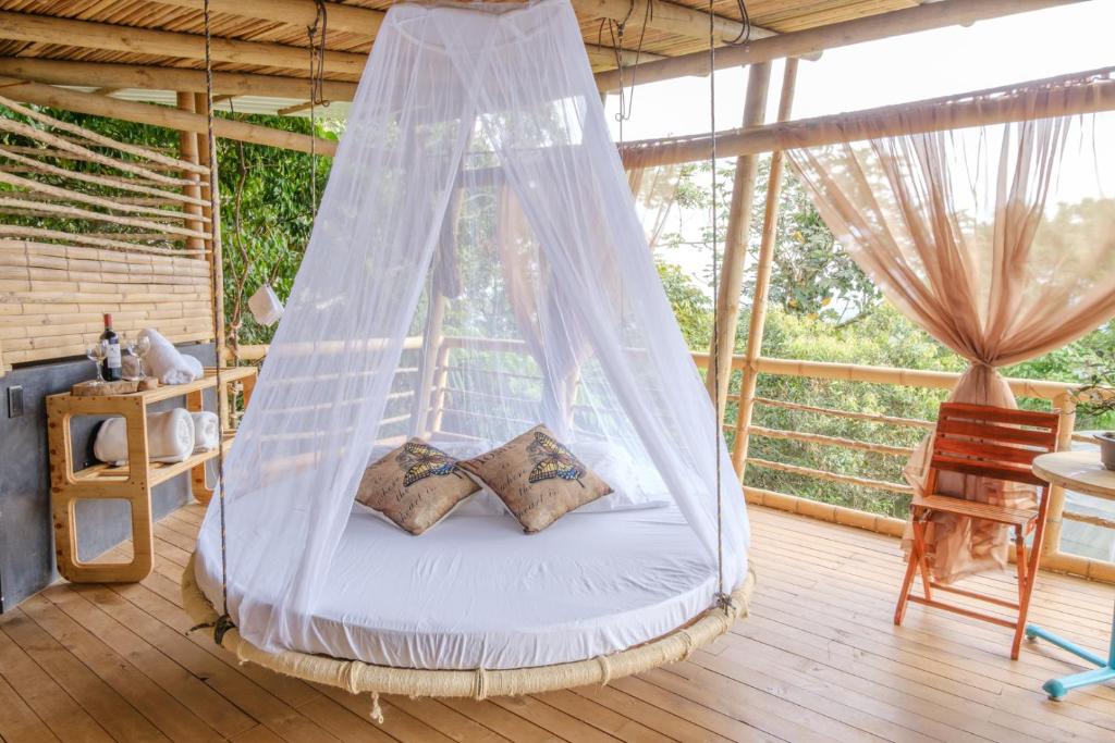 Cabaña privada en Cali, rodeado de naturaleza - 4
