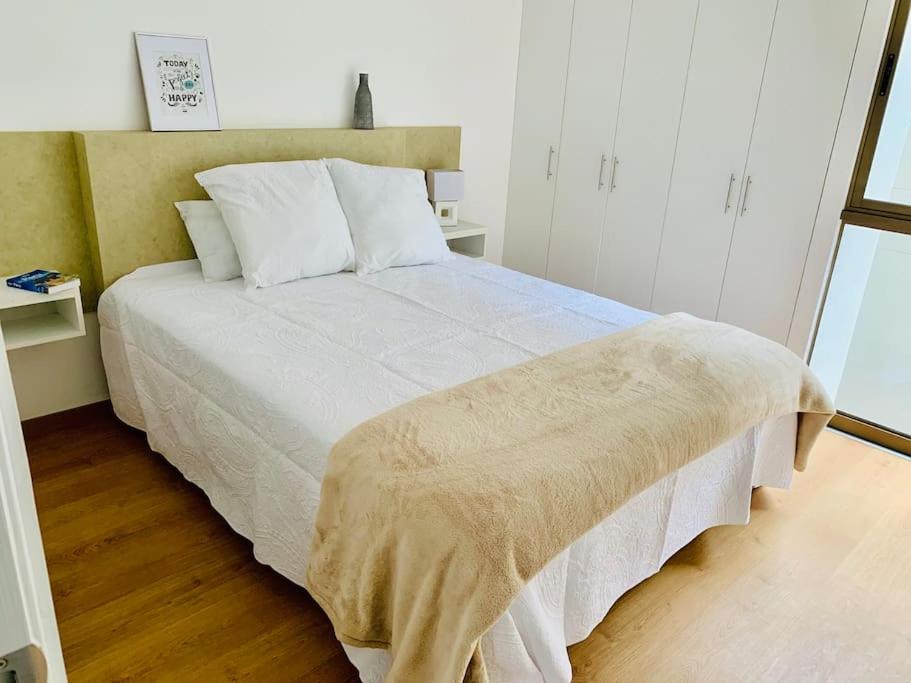 Increíble departamento en zona financiera - 4