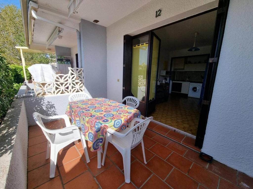 Studio cabine 4 pers. RDC, terrasse sud, 300m plage et commerces - FR-1-388-205 - 2