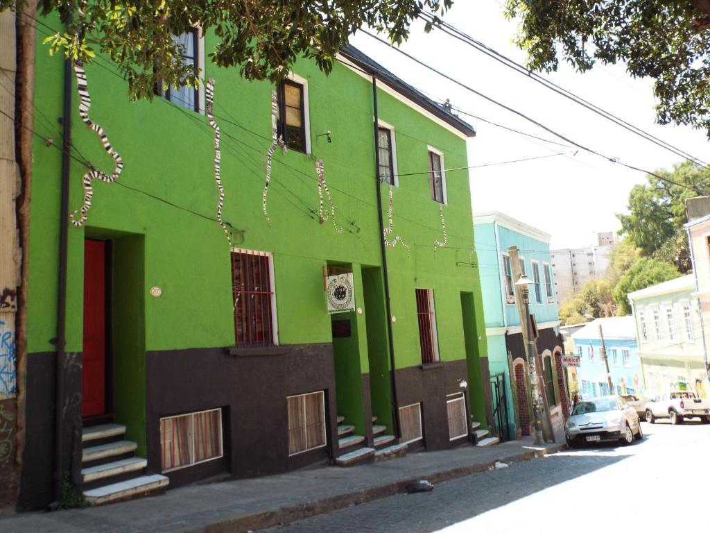 Hostal Casa Verde Limon — Hotel in Valparaiso