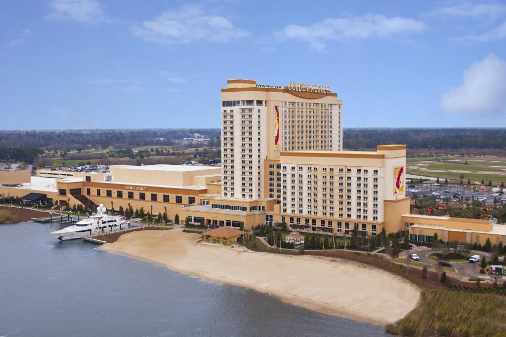 Golden Nugget Lake Charles, Lake Charles