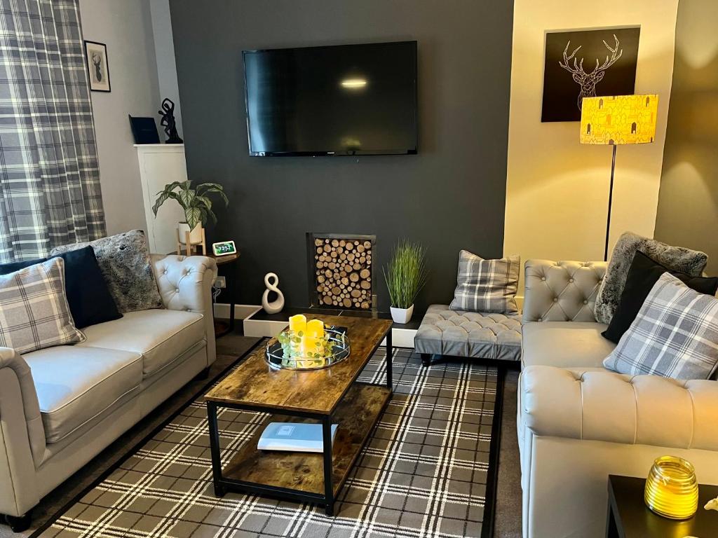 Spey Courtyard, Perth