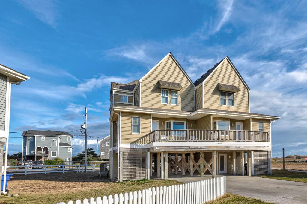 Conch #4A-CAC, Buxton