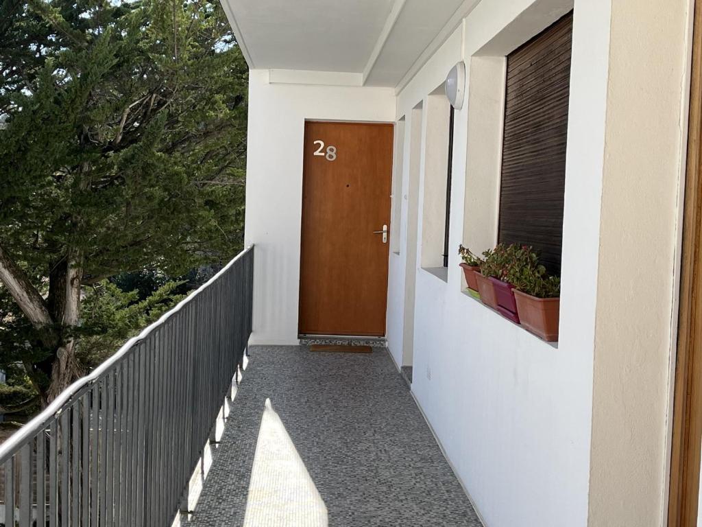 Superbe T2 avec balcon et parking, idéalement situé à Arcachon - FR-1-374-200 - 3