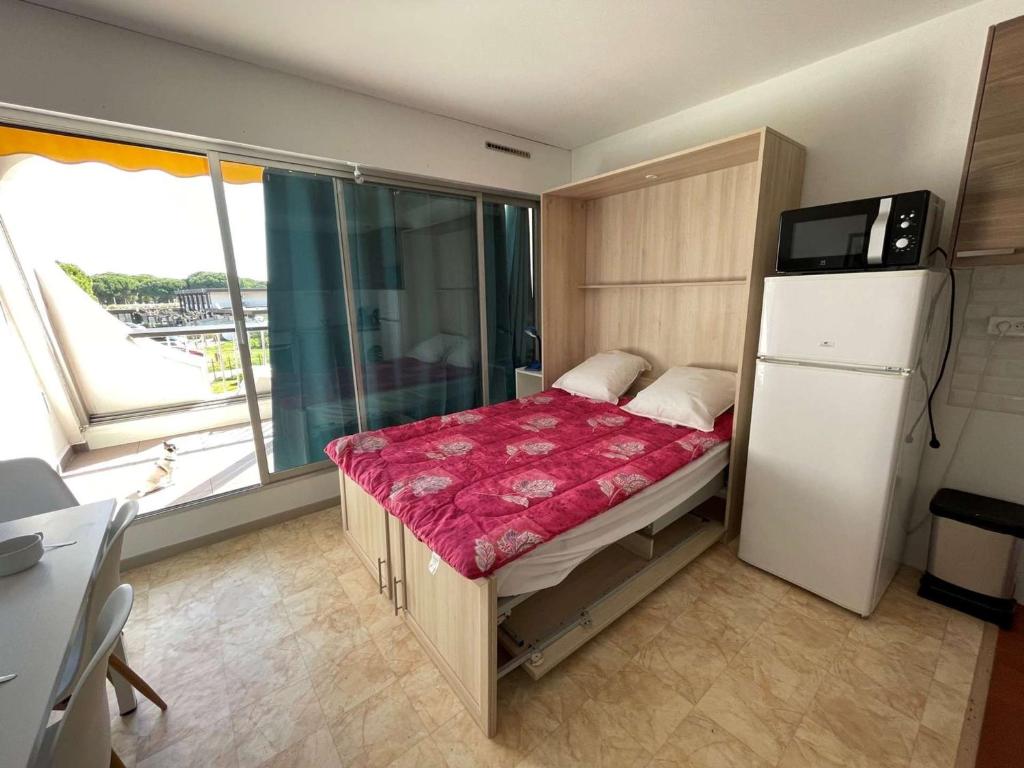 Studio climatisé 4 pers avec piscine et parking à Port Camargue - FR-1-250-230 - 5