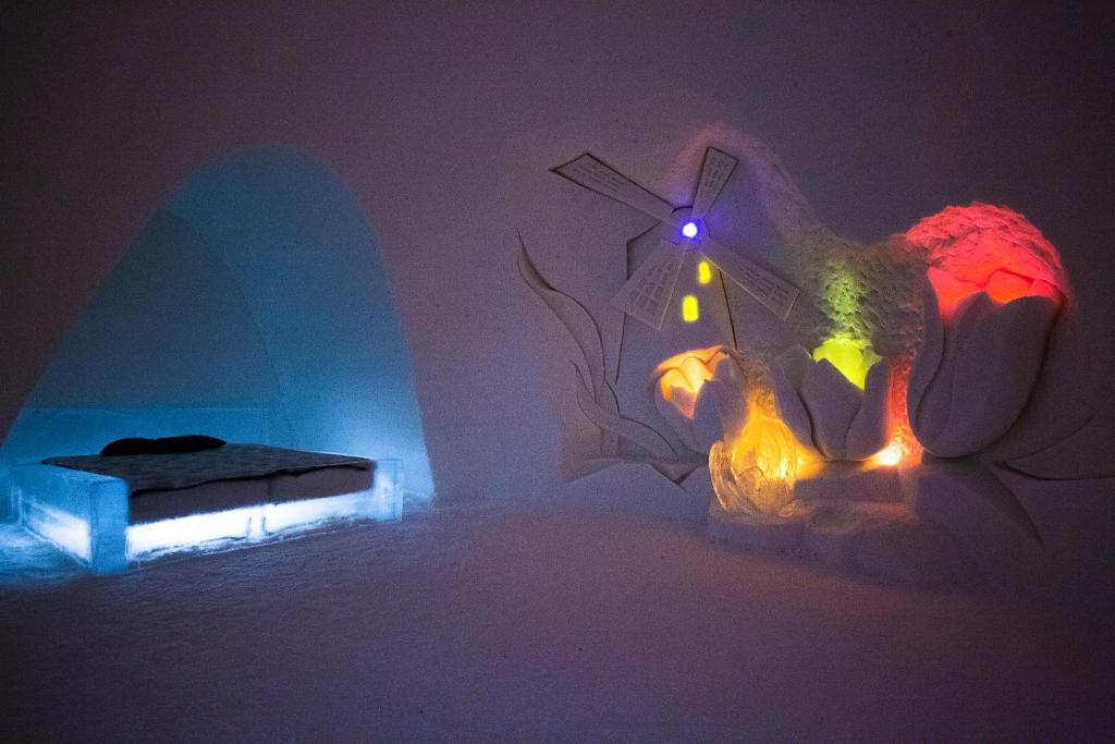 Lapland Hotels SnowVillage photo