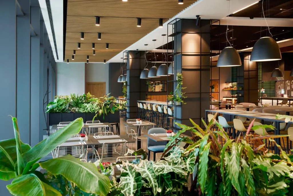 Q Hotel Plus Wrocław Bielany，位于弗罗茨瓦夫的酒店