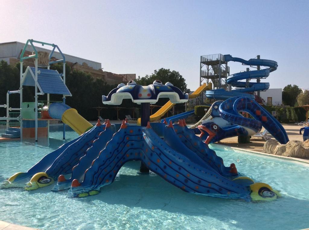 Panorama Naama Heights Aqua Park — Attractions for children in Sharm El Sheikh, South Sinai