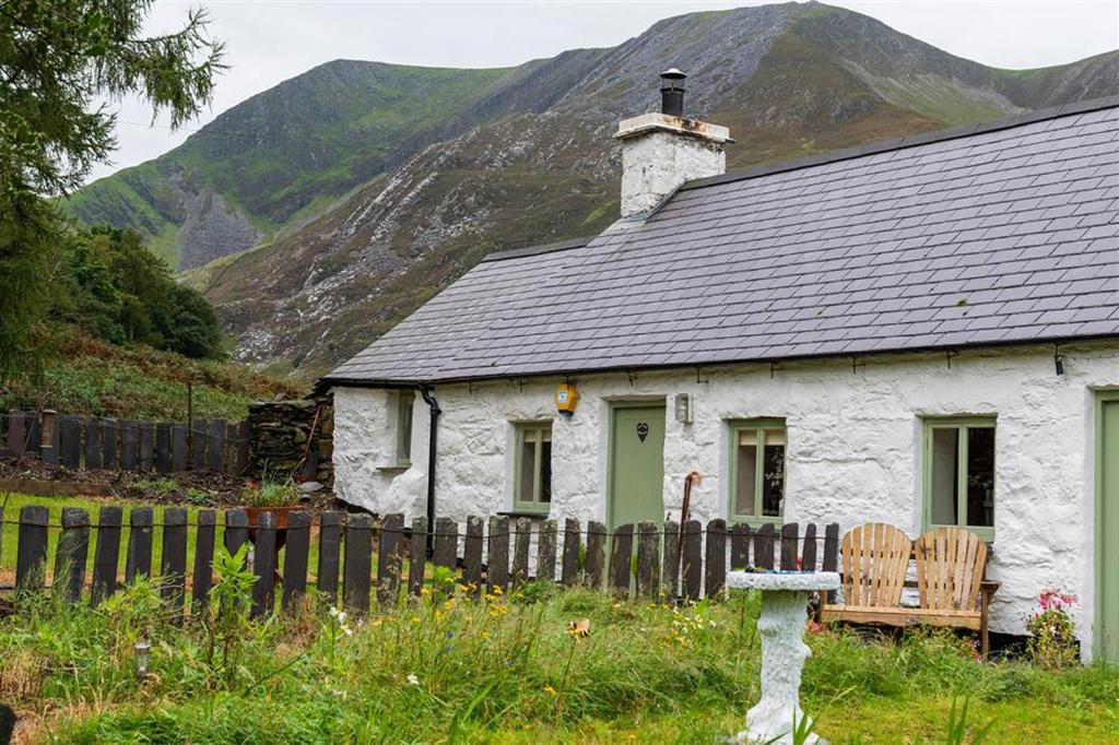 Ceunant Bach, Bethesda