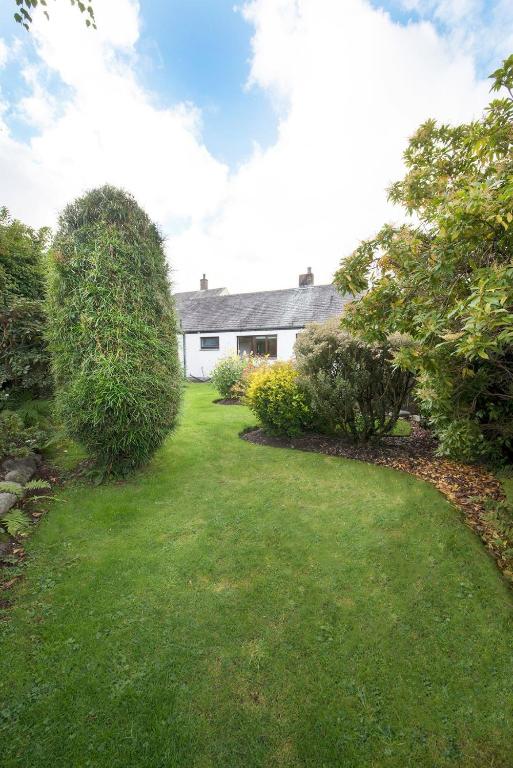 Beck Yeat Cottage, Coniston photo 8