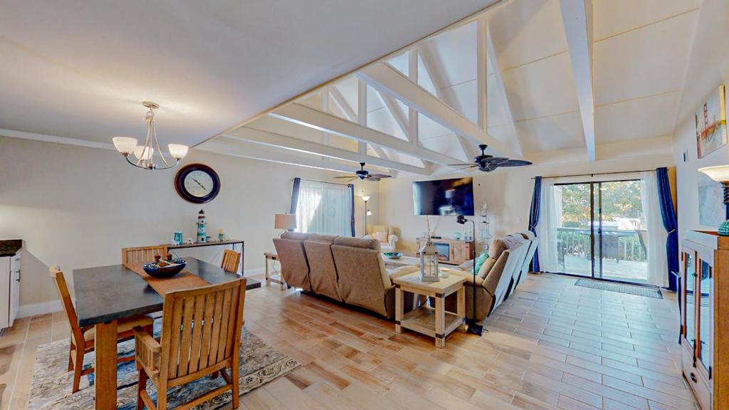 719 Queens Grant, Hilton Head Island