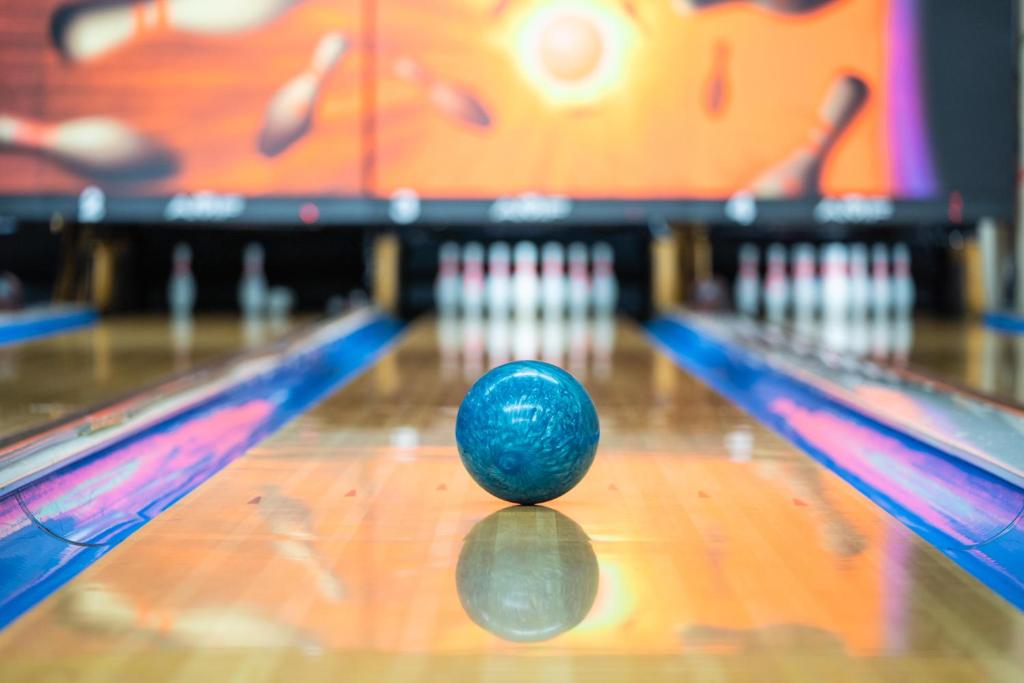 Bowling alley
