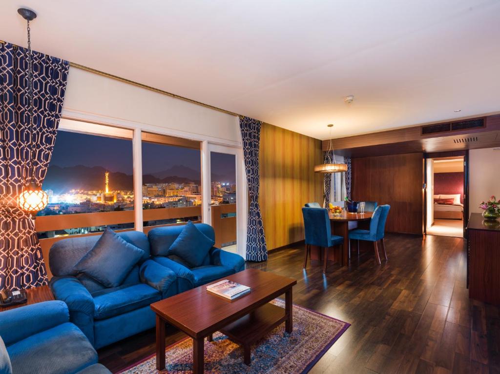 アル ファラジ ホテル (Al Falaj Hotel)