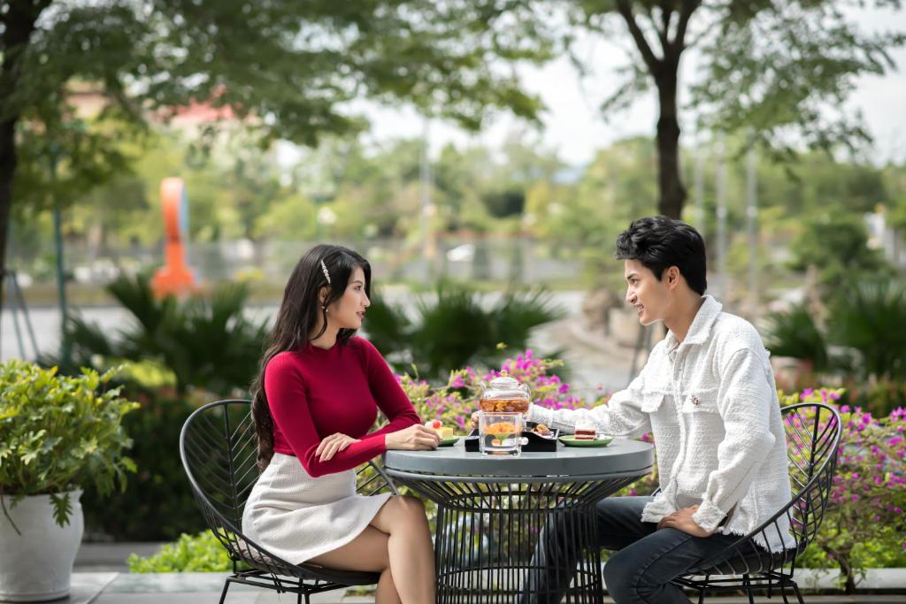 อาหารและเครื่องดื่ม