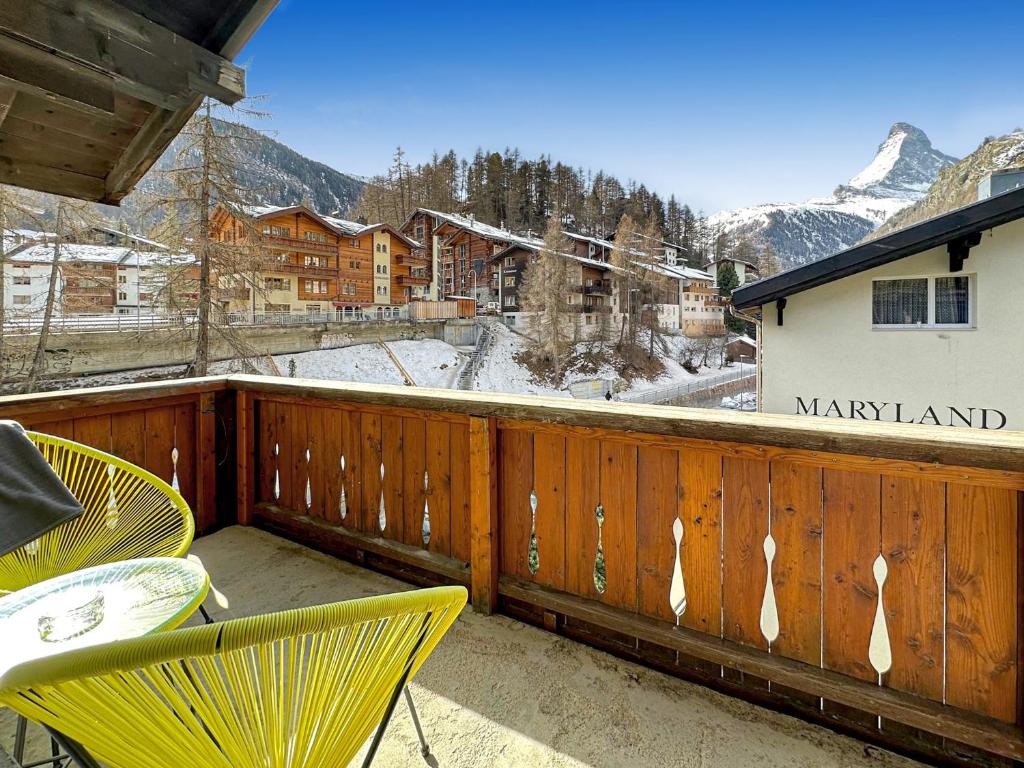 Eagle apartment with splendid and direct view of the Matterhorn photo