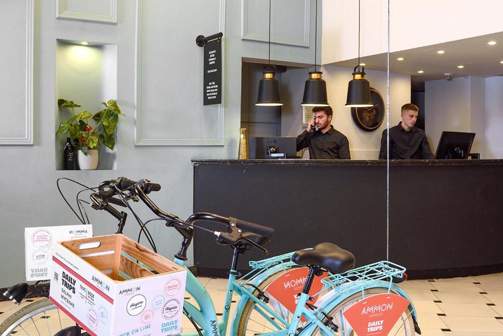 フロント・ロビー