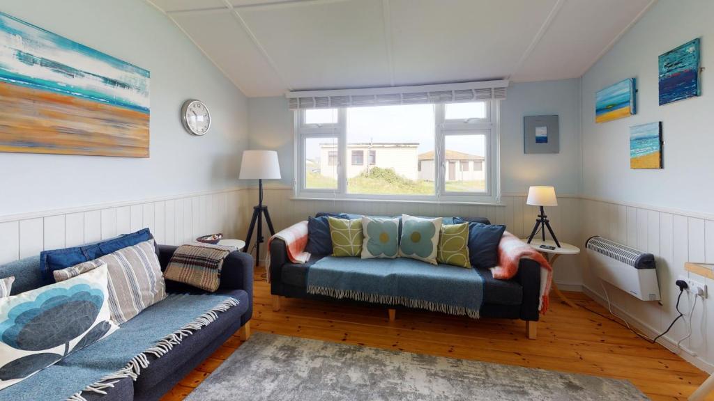 E23 Porthpean, Riviere Towans, Hayle