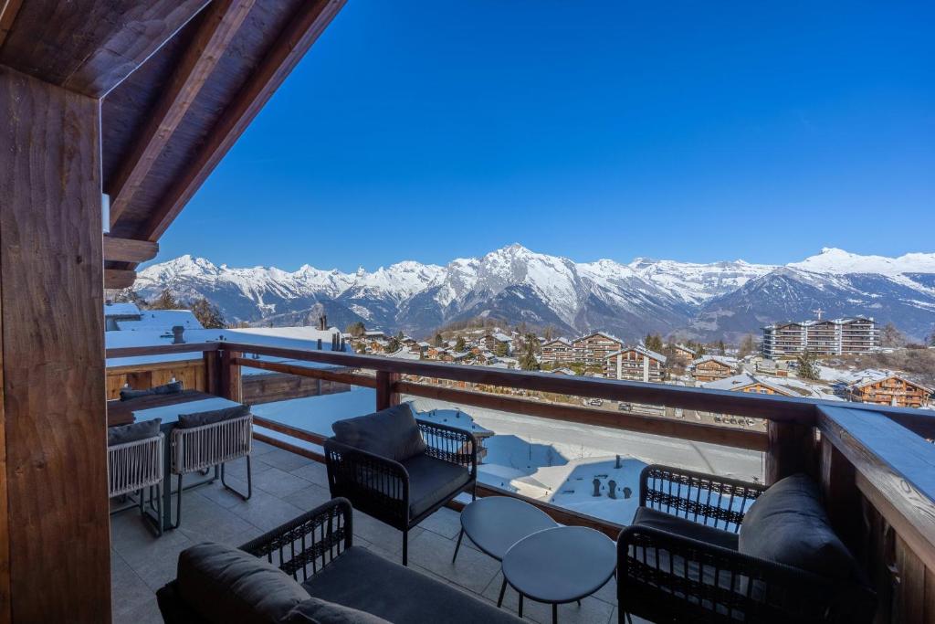 Balcony/terrace, Le Grimpeur, Mer de Glace Spa Access, 50m from ski lift in Nendaz