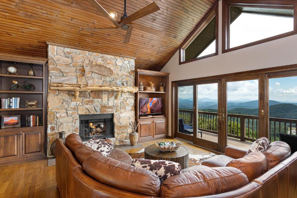 Elevated Escape, Blowing Rock
