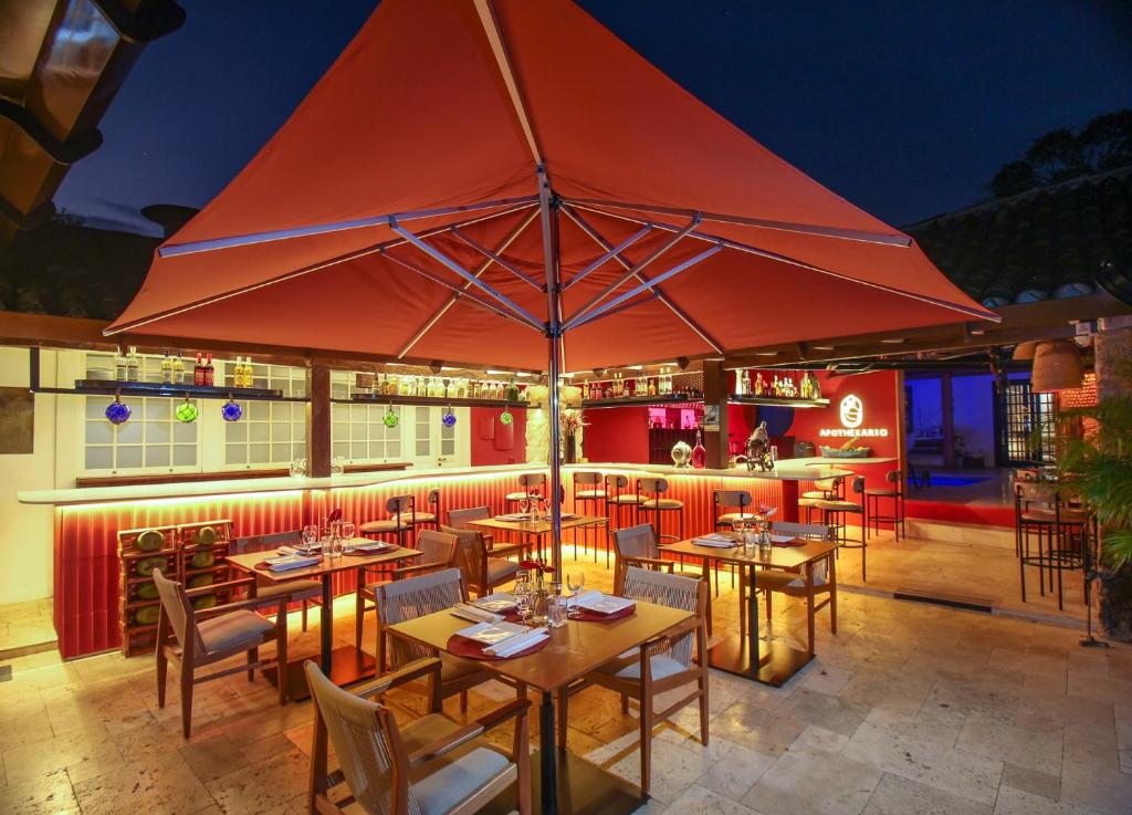 Bar/lounge, Sandi Hotel in Paraty